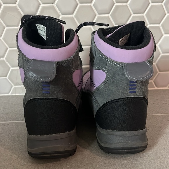 Land’s End Girls winter boots - Picture 3 of 7